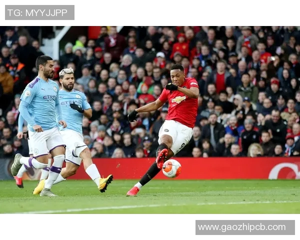 曼联曼城抢人自乱阵脚——英超豪门陷入激烈博弈